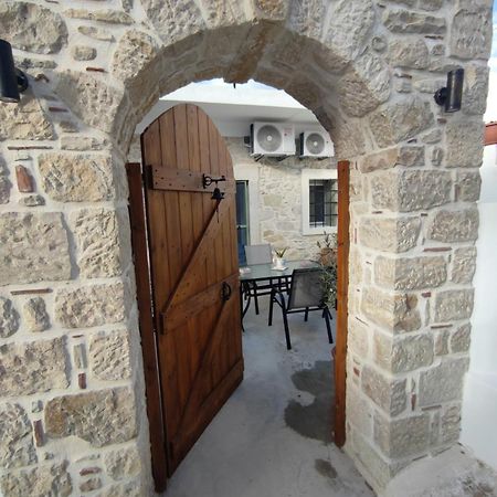 La Maison D Aspasia Kamilári Kültér fotó